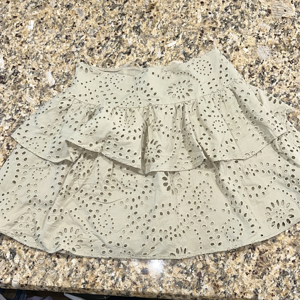Express cotton Eyelet Tiered Mini Skirt SIZE 6 NWT